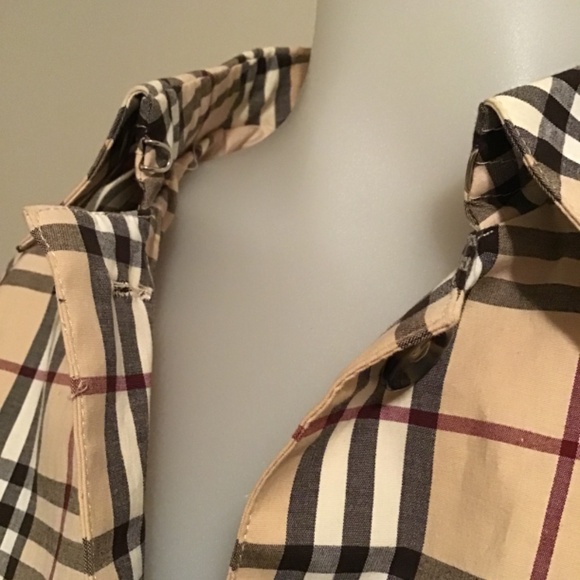 🔥Burberry, New condition, see photos, size 8, chest=21, length=34, sleeves=27 - Picture 3 of 14